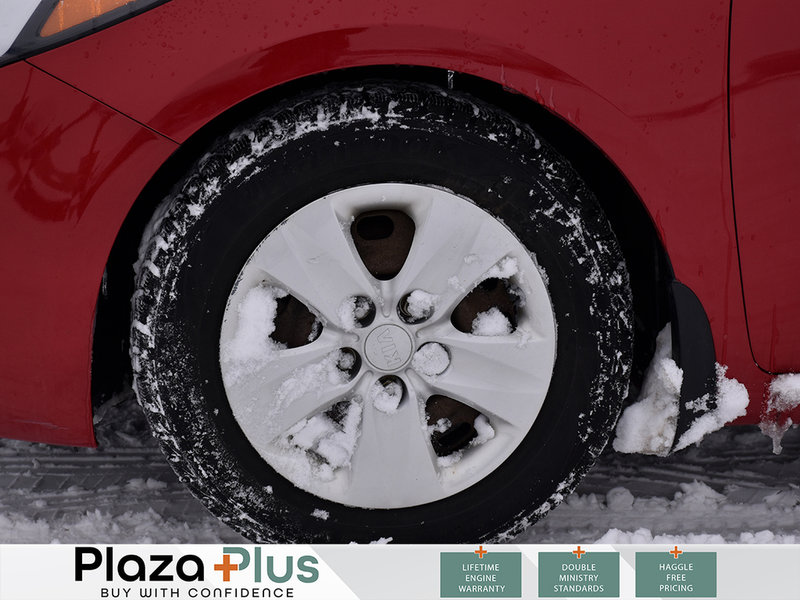 2017 Kia Forte LX+ Clean CarFax report | Certified | Low KMS |  |