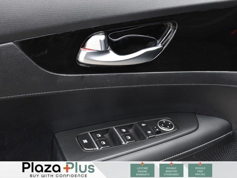 2024 Kia Forte EX Blind Spot Detection / Lane Keep Assist / Forward Collision-Avoidance