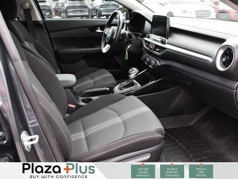 2024 Kia Forte EX Blind Spot Detection / Lane Keep Assist / Forward Collision-Avoidance