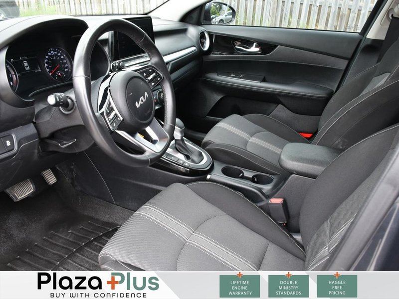 2024 Kia Forte EX Blind Spot Detection / Lane Keep Assist / Forward Collision-Avoidance