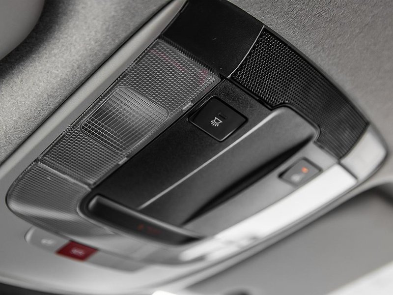 2025 Kia Niro Plug-In Hybrid