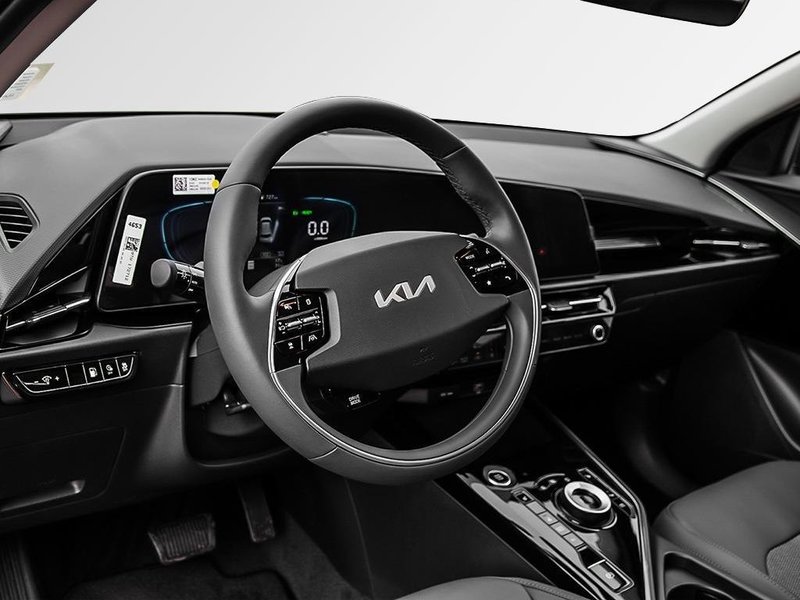 2025 Kia Niro Plug-In Hybrid