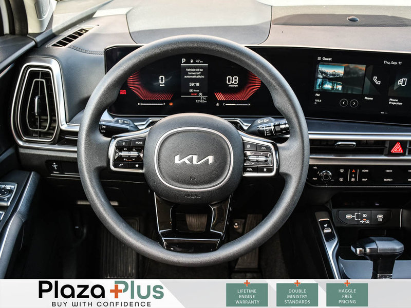 2024 Kia Sorento LX HEATED SEATS | 7 PASSENGER | APPLE CARPLAY