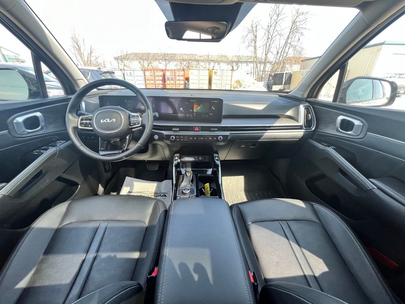 2025 Kia Sorento X-Line HEATED SEATS & STEERING WHEEL | LEATHER SEATS | AWD
