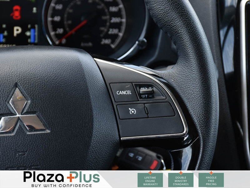 2023 Mitsubishi RVR SE APPLE CARPLAY / ANDROID AUTO / HEATED SEATS