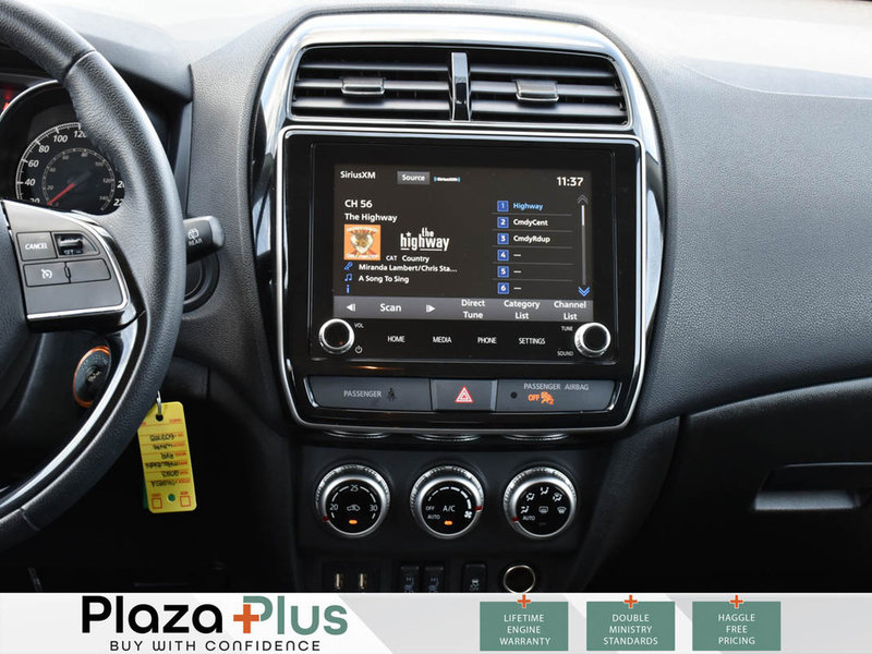 2023 Mitsubishi RVR SE APPLE CARPLAY / ANDROID AUTO / HEATED SEATS
