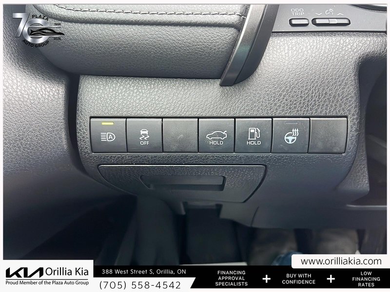 2021 Toyota Camry XLE LEATHER SEATS | HEATED SEATS | DUAL-ZONE CLIMATE CONTROL