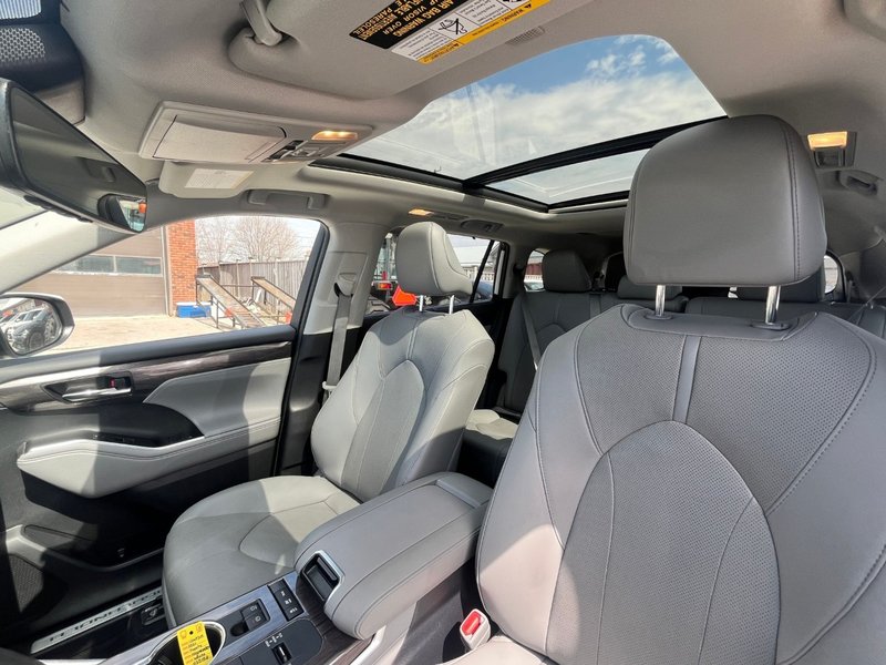 2021 Toyota Highlander Hybrid Limited