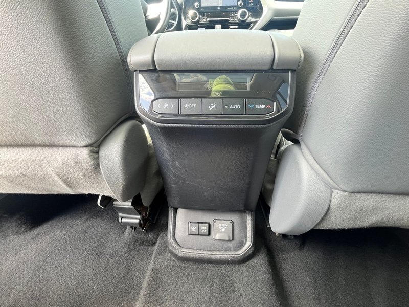 2021 Toyota Highlander Hybrid Limited