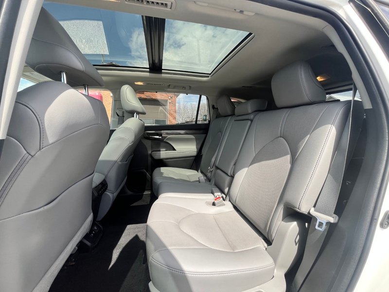 2021 Toyota Highlander Hybrid Limited