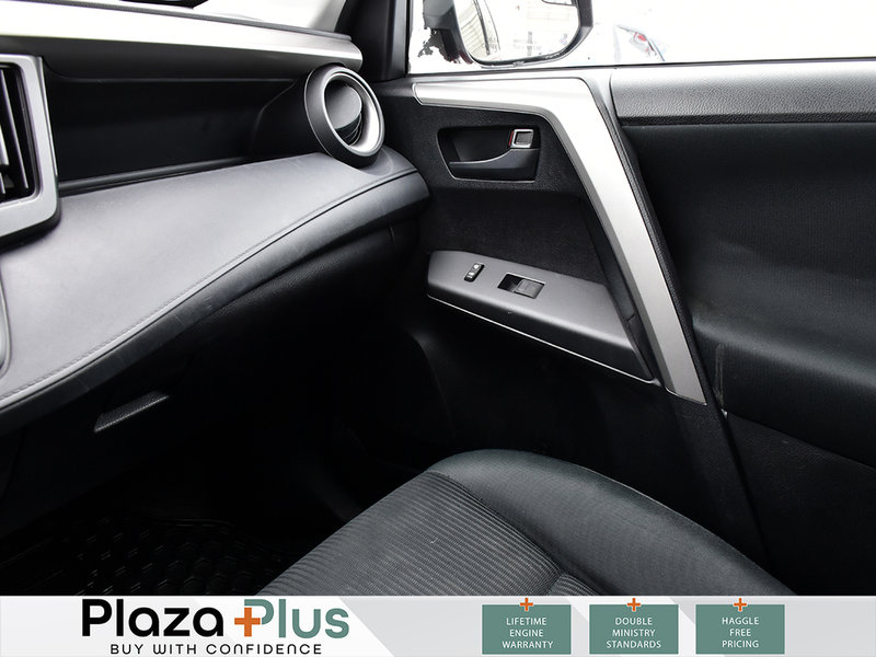 2016 Toyota RAV4 LE Clean CarFax report | All Wheel Drive | Certified |