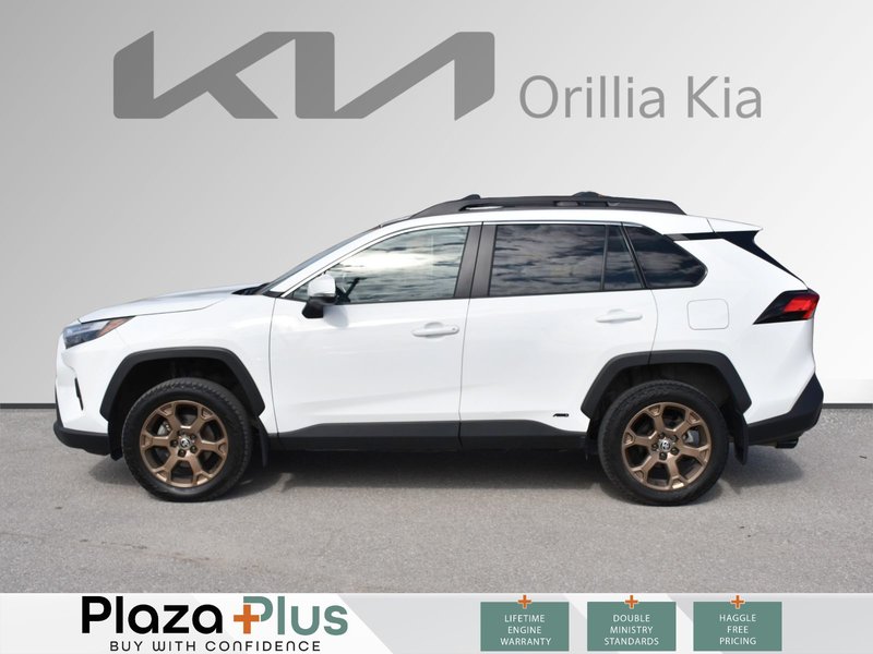 2023 Toyota RAV4 Hybrid XLE FUELS SAVER | SUNROOF | HEATED SEATS