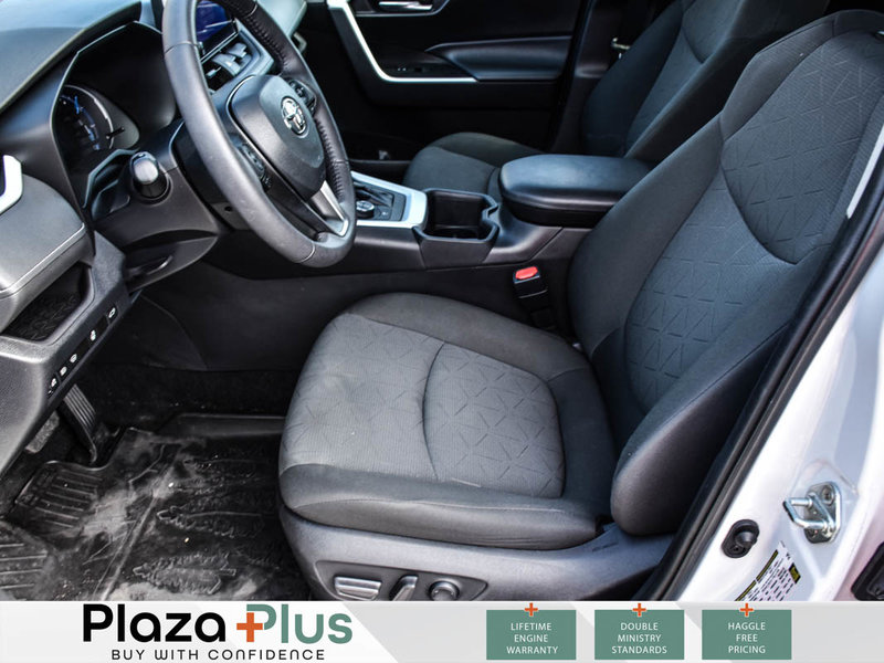 2023 Toyota RAV4 Hybrid XLE FUELS SAVER | SUNROOF | HEATED SEATS