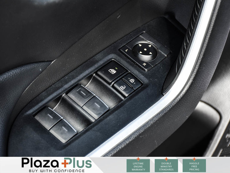 2023 Toyota RAV4 Hybrid XLE FUELS SAVER | SUNROOF | HEATED SEATS