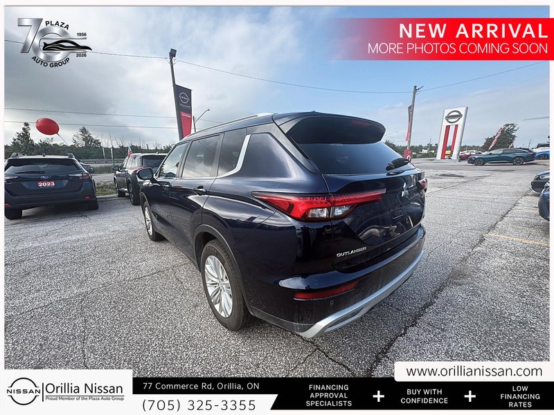 2022 Mitsubishi Outlander SE