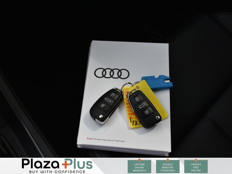 2024 Audi Q3 Technik LIKE NEW! | SONSO AUDIO | PANO SUNROOF | TRAILER HITCH!
