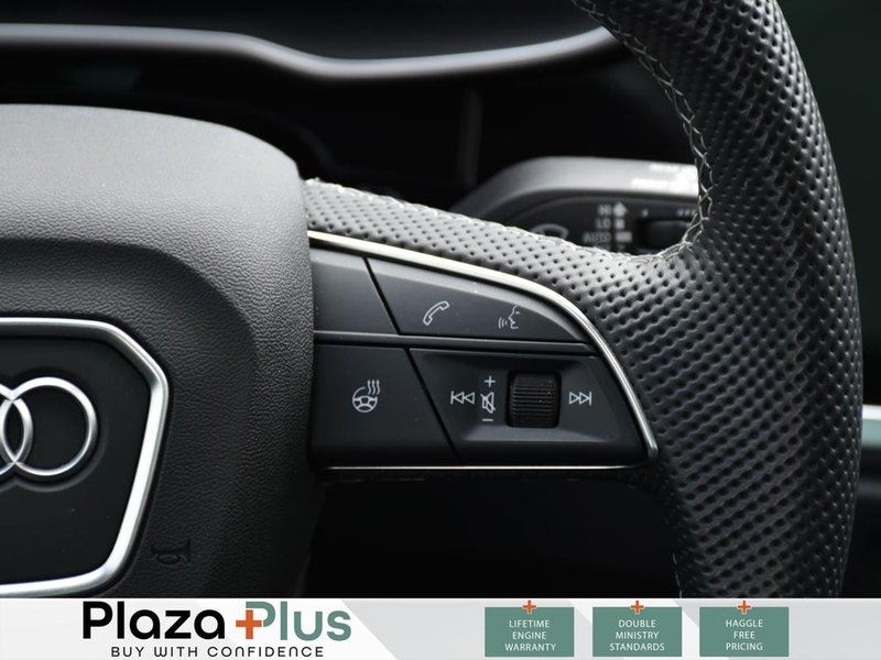 2024 Audi Q3 Technik LIKE NEW! | SONSO AUDIO | PANO SUNROOF | TRAILER HITCH!