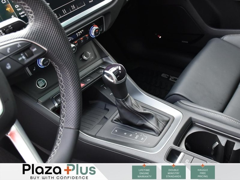 2024 Audi Q3 Technik LIKE NEW! | SONSO AUDIO | PANO SUNROOF | TRAILER HITCH!