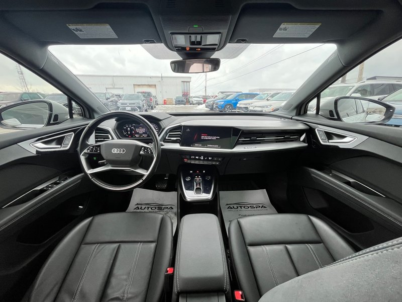 2023 Audi Q4 e-tron BASE