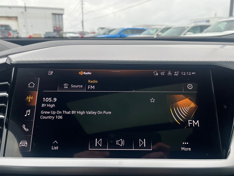 2023 Audi Q4 e-tron BASE