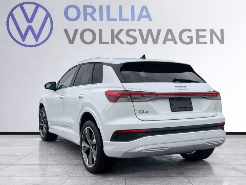 2023 Audi Q4 e-tron BASE