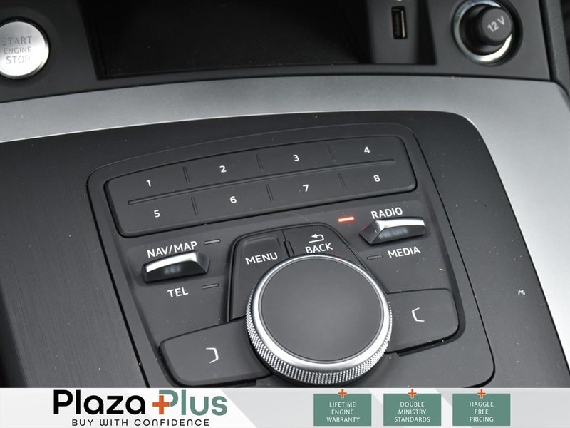 2020 Audi Q5 Komfort Low KM l Clean Carfax l Leather