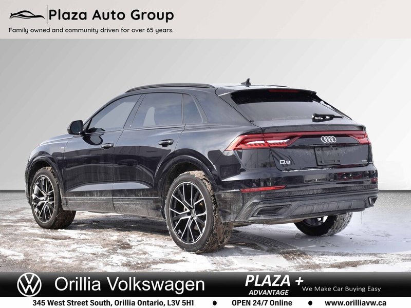 2021 Audi Q8 PROGRESSIV BLACK OPTICS PACKAGE| ADAPTIVE CRUISE CONTROL | QUATTRO AWD | HEATED + VENTILATED LEATHER SEATS