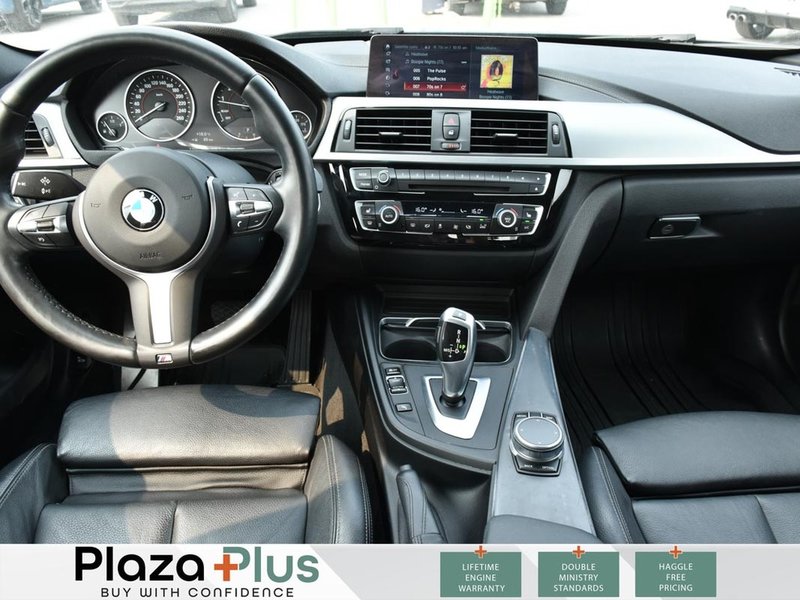 2019 BMW 3 Series 330i xDrive XDRIVE AWD | CLEAN CARFAX | PANO SUNROOF | ALLOY RIMS