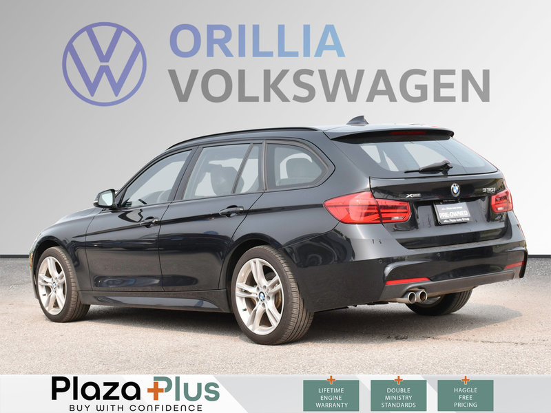 2019 BMW 3 Series 330i xDrive XDRIVE AWD | CLEAN CARFAX | PANO SUNROOF | ALLOY RIMS