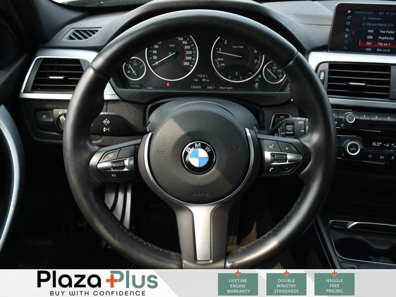 2019 BMW 3 Series 330i xDrive XDRIVE AWD | CLEAN CARFAX | PANO SUNROOF | ALLOY RIMS