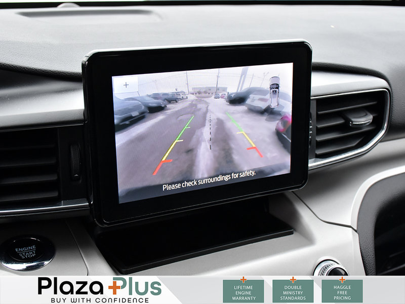 2023 Ford Explorer XLT One Owner l Clean Carfax l 3rd Row Seats