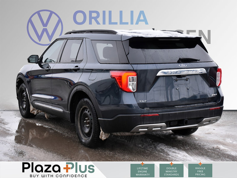 2023 Ford Explorer XLT One Owner l Clean Carfax l 3rd Row Seats