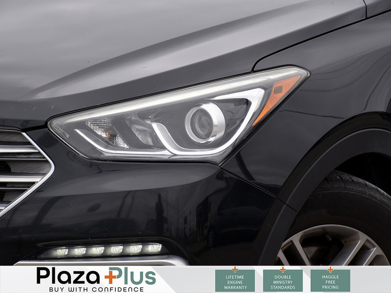 2017 Hyundai Santa Fe Sport SE HEATED SEATS | SUNROOF | AWD | LEATHER SEATS