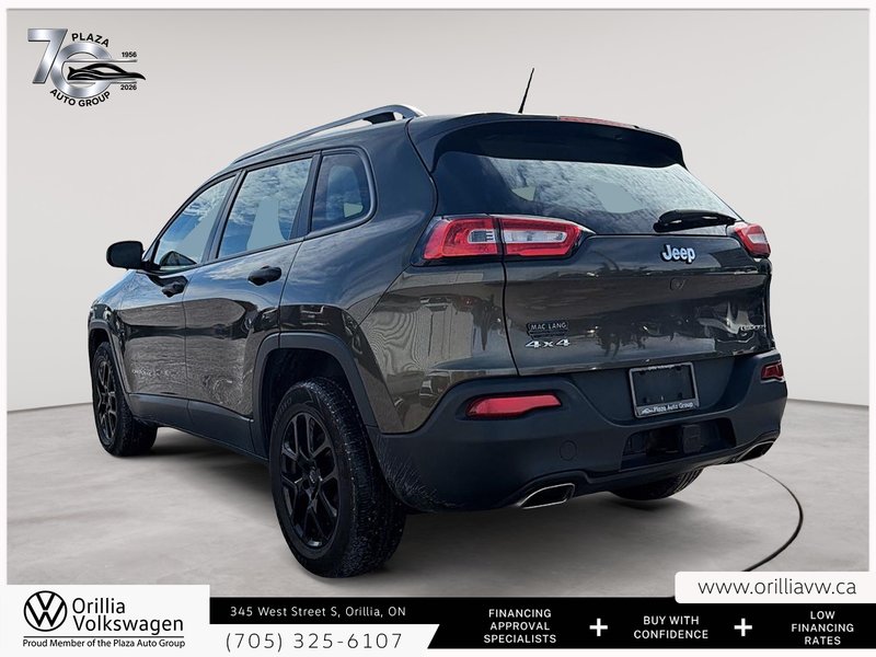 2015 Jeep Cherokee Sport 3.2L V6 | Cold Weather Group | Trailer Tow Group