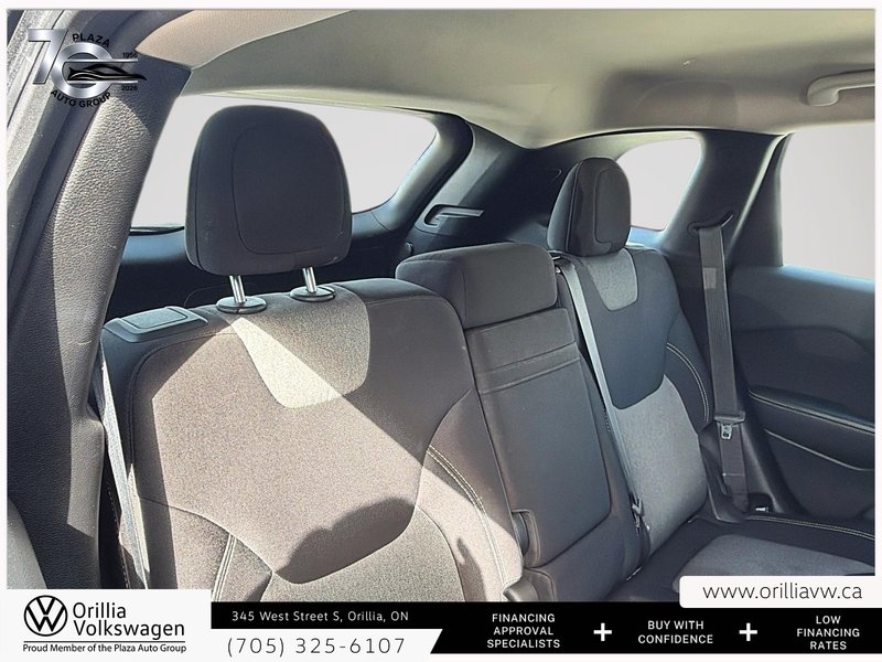 2015 Jeep Cherokee Sport 3.2L V6 | Cold Weather Group | Trailer Tow Group