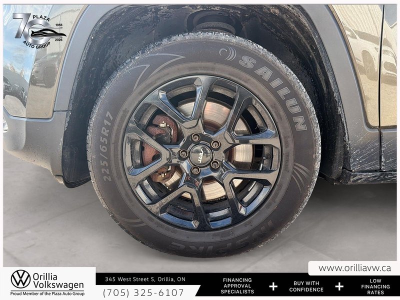 2015 Jeep Cherokee Sport 3.2L V6 | Cold Weather Group | Trailer Tow Group