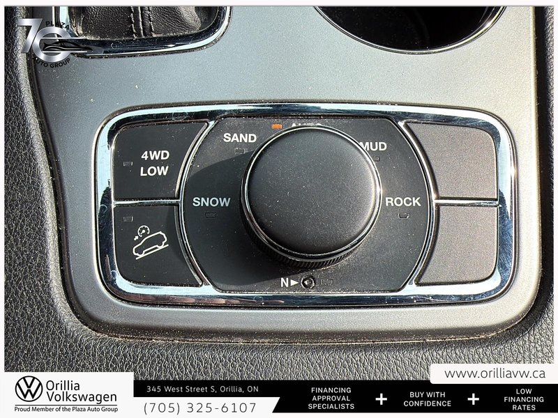 2020 Jeep Grand Cherokee Altitude 4x4 | Trailer Tow Group | Power Sunroof
