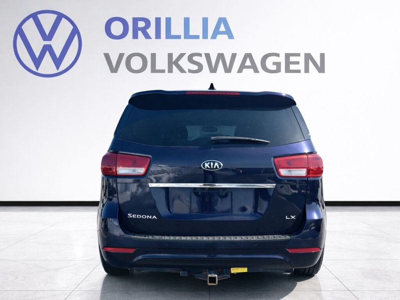 2018 Kia Sedona LX