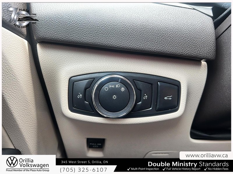 2018 Lincoln MKC AWD Select Class ll Tow package | Pano Roof