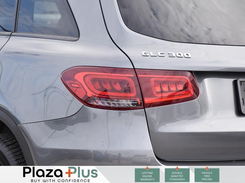 2022 Mercedes-Benz GLC 300