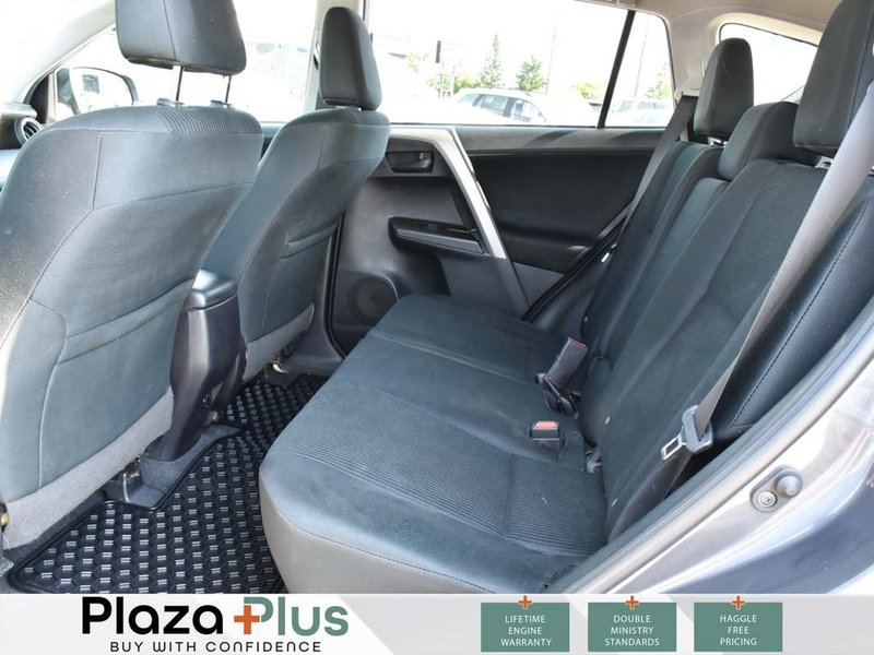 2018 Toyota RAV4 LE ONE OWNER LOW KM! | GREAT CONDITION | HEATED SEATS