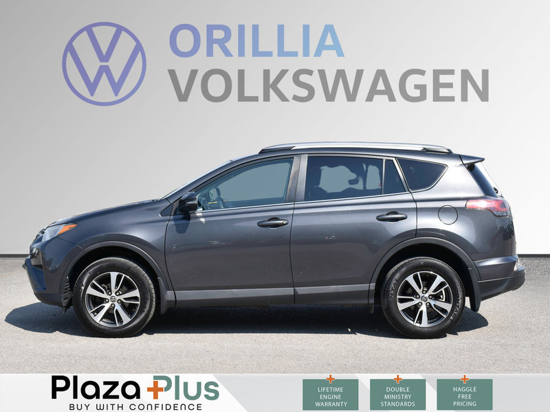 2018 Toyota RAV4 LE ONE OWNER LOW KM! | GREAT CONDITION | HEATED SEATS
