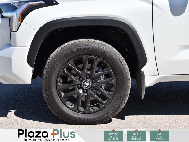 2025 Toyota Tundra Limited PANO SUNROOF | TONNEAU COVER | LOW KM!