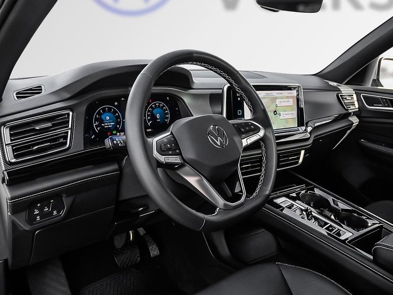 2025 Volkswagen Atlas Cross Sport Highline Black Wheel Package / Oryx White Pearl