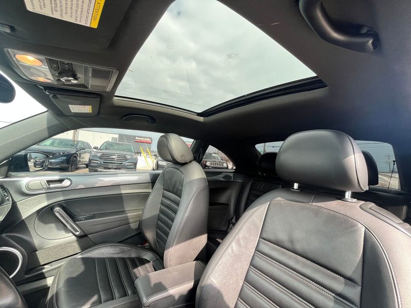 2015 Volkswagen Beetle Coupe Comfortline Fender audio | Leather heated seats | TDI