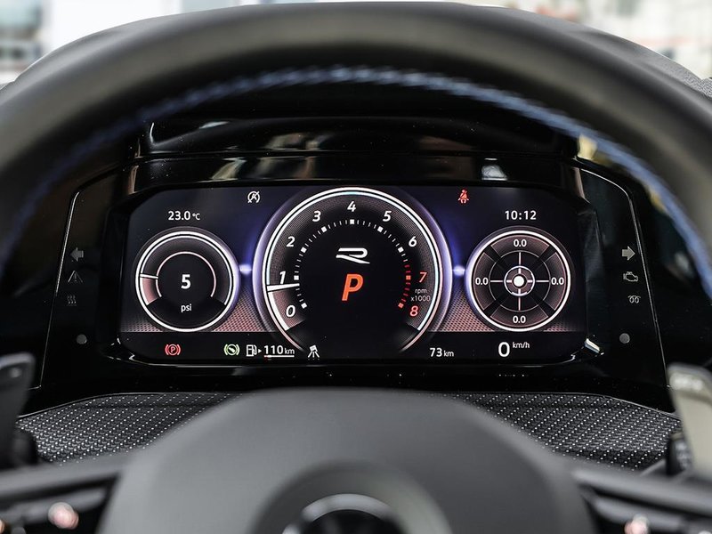 2024 Volkswagen Golf R BASE