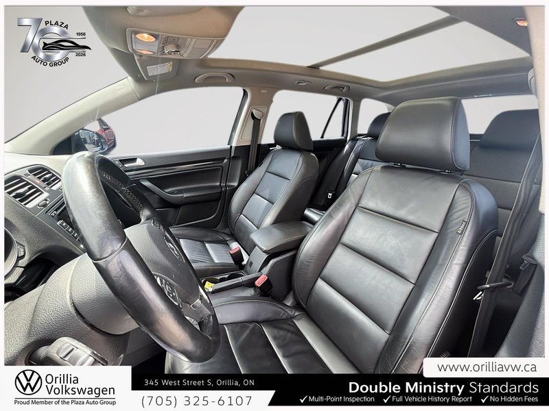 2014 Volkswagen Golf Wagon Comfortline Steering Audio Controls | Leatherette Seats