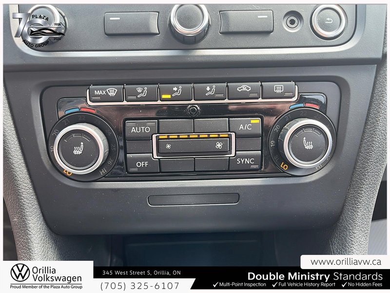 2014 Volkswagen Golf Wagon Comfortline Steering Audio Controls | Leatherette Seats