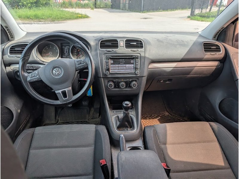 2011 Volkswagen Golf Trendline AS-IS