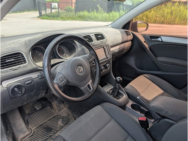 2011 Volkswagen Golf Trendline AS-IS